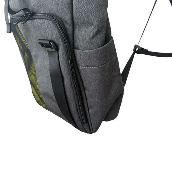 New Ninebot 3802-514 Travel Gray Backpack by Segway - Picture 13 of 15